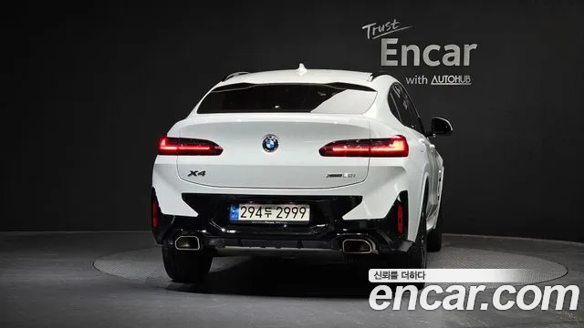BMW X4 xDrive20i M Sport — Фото автомобиля 4
