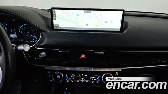 Genesis G80 RG3 — Фото автомобиля 12