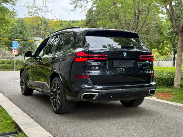 BMW X5 — Фото автомобиля 7