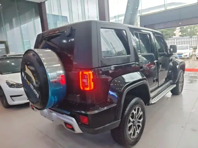 BAIC BJ40 — Фото автомобиля 6