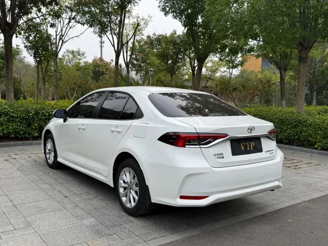 Toyota Corolla — Фото автомобиля 14