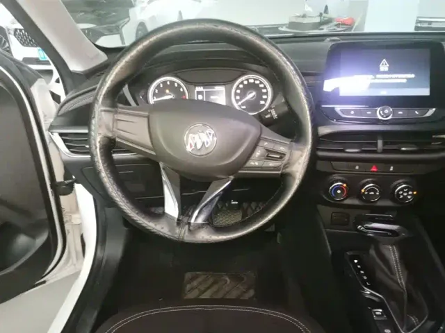 Buick Verano — Фото автомобиля 10