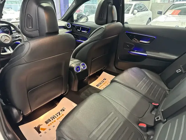 Mercedes-Benz C-Class — Фото автомобиля 9