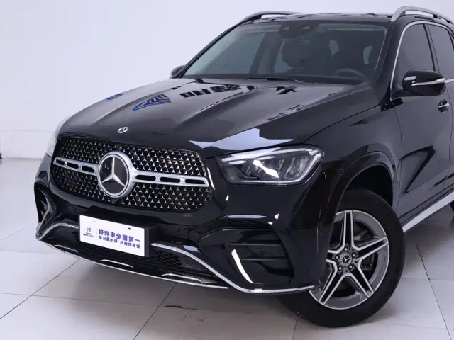 Mercedes-Benz GLE-Class — Фото автомобиля 3