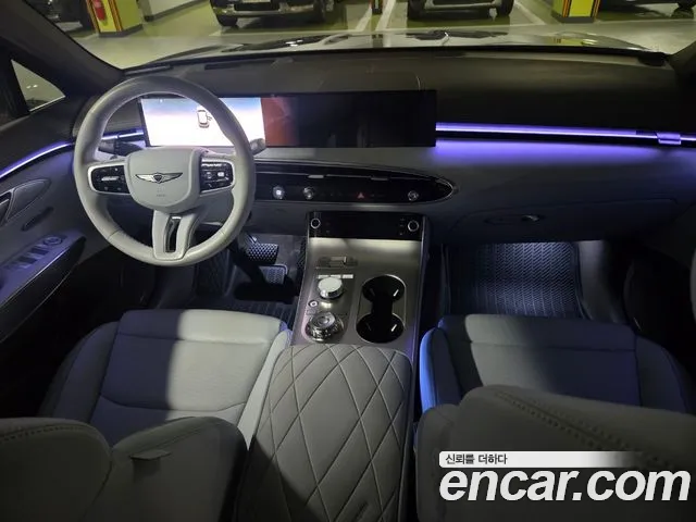 Genesis GV70 — Фото автомобиля 6