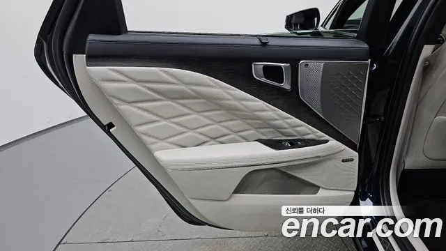 Kia K8 K8 Hybrid — Фото автомобиля 14