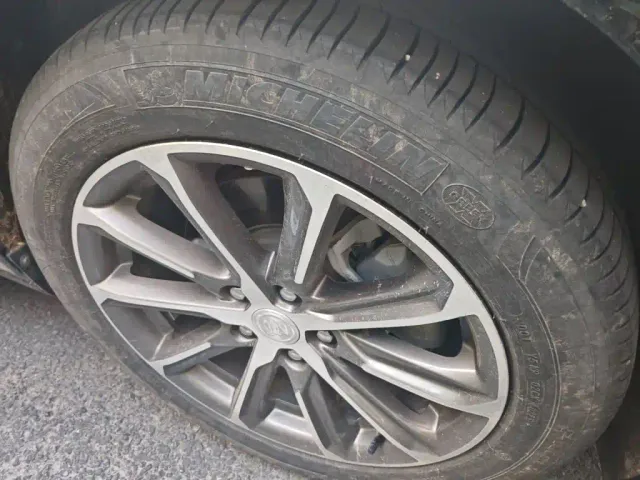 Buick LaCrosse — Фото автомобиля 8