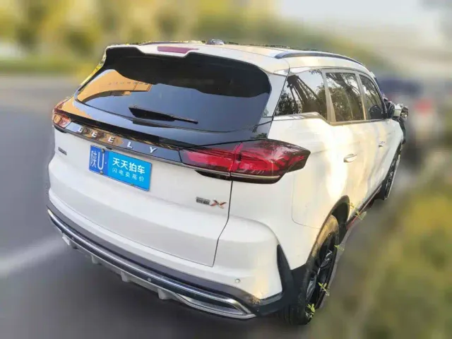 Geely Boyue — Фото автомобиля 2
