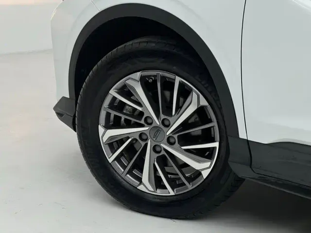 Geely Binyue — Фото автомобиля 21