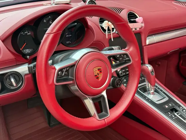 Porsche 718 — Фото автомобиля 11