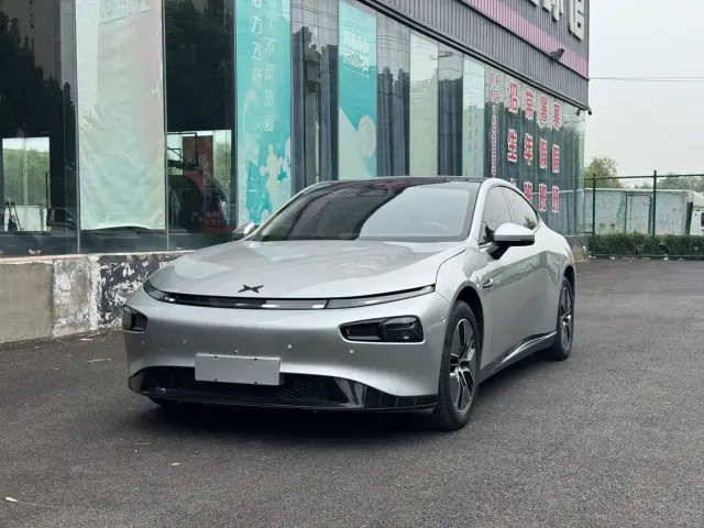 Xpeng P7 — Фото автомобиля 3