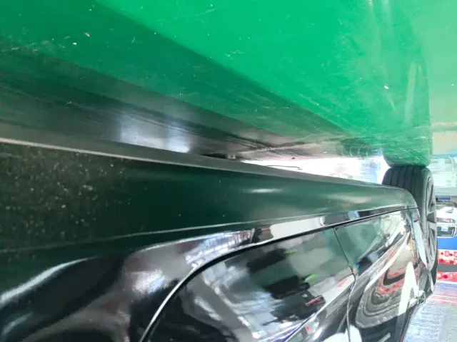 Tesla Model 3 — Фото автомобиля 21