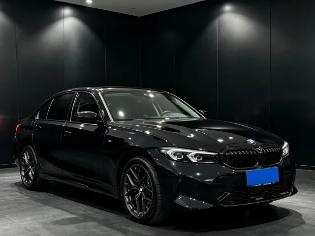 BMW 3 Series — Фото автомобиля 3