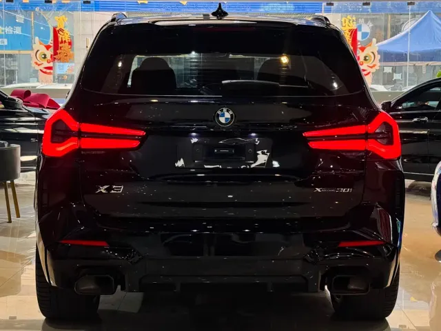 BMW X3 — Фото автомобиля 10