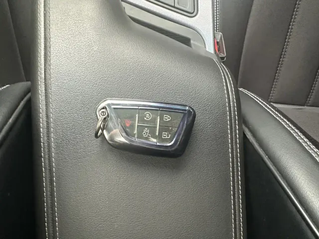 Cadillac CT4 — Фото автомобиля 30