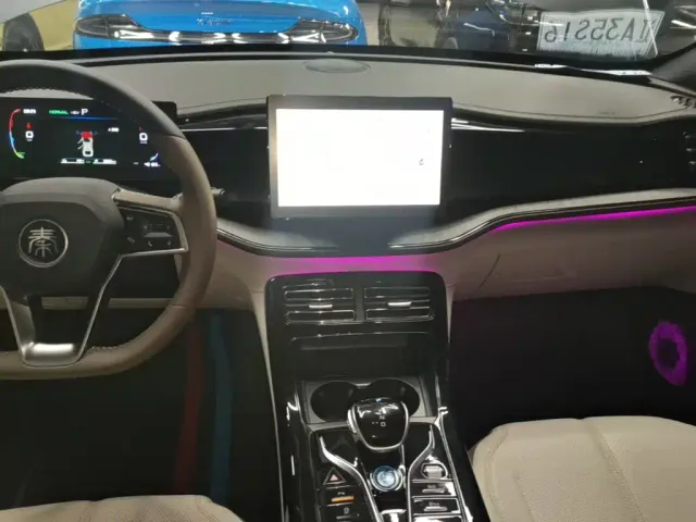 BYD Qin PLUS — Фото автомобиля 12