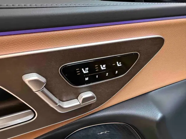 Mercedes-Benz E-Class — Фото автомобиля 15