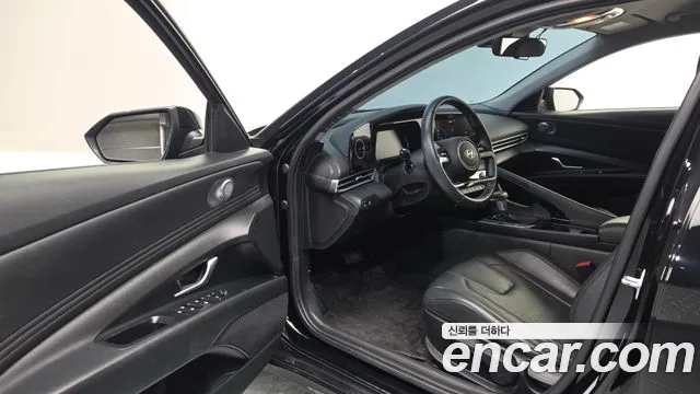 Hyundai Avante — Фото автомобиля 10