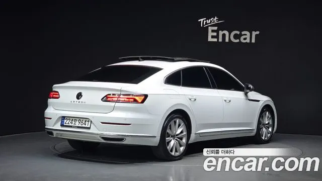 Volkswagen Arteon — Фото автомобиля 2