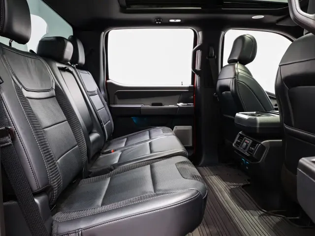 Ford F-150 Raptor — Фото автомобиля 11