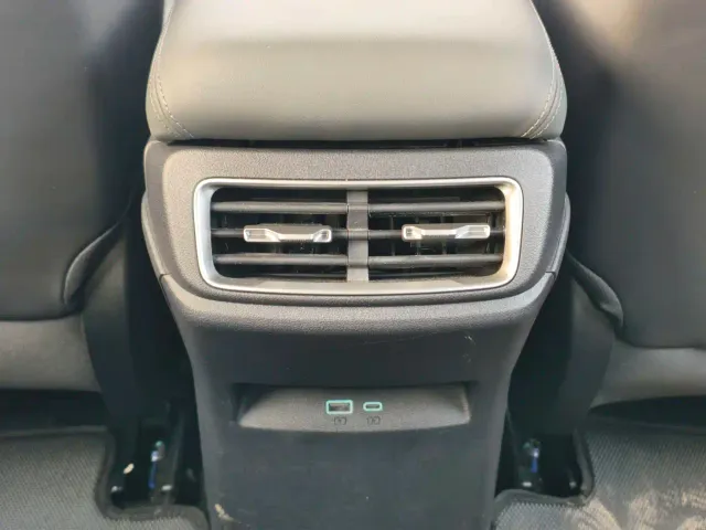 BYD Qin L — Фото автомобиля 12
