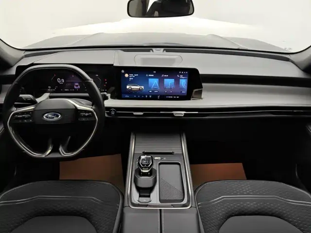 Ford Edge — Фото автомобиля 12