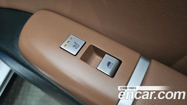 Hyundai Grandeur GN7 — Фото автомобиля 30