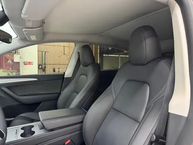 Tesla Model Y — Фото автомобиля 7