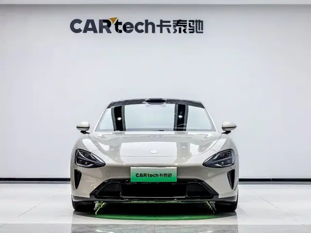 Xiaomi SU7 — Фото автомобиля 2
