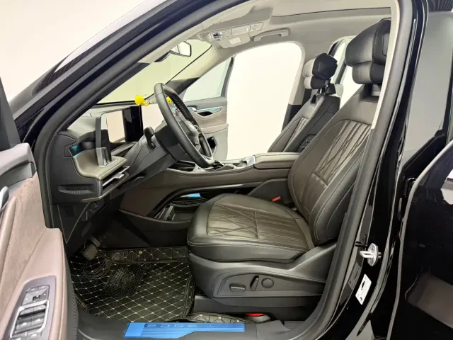 Ford Edge — Фото автомобиля 14