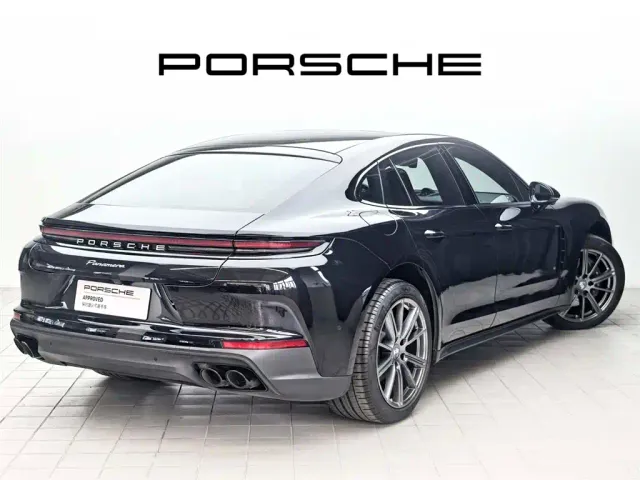 Porsche Panamera — Фото автомобиля 7