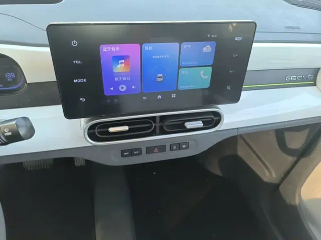 Geely Panda — Фото автомобиля 12