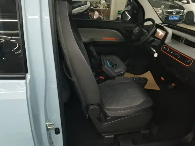 Wuling Hongguang Mini EV — Фото автомобиля 24