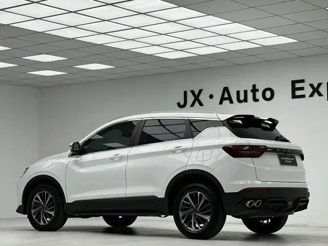 Geely Binyue — Фото автомобиля 22