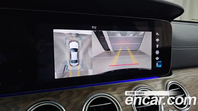 Mercedes-Benz E-Class — Фото автомобиля 13