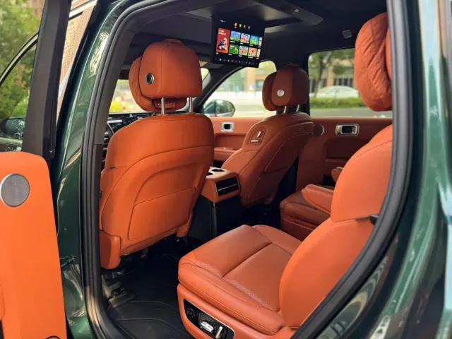 Li Auto L9 — Фото автомобиля 6
