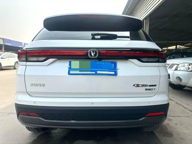 Changan CS35 Plus — Фото автомобиля 8
