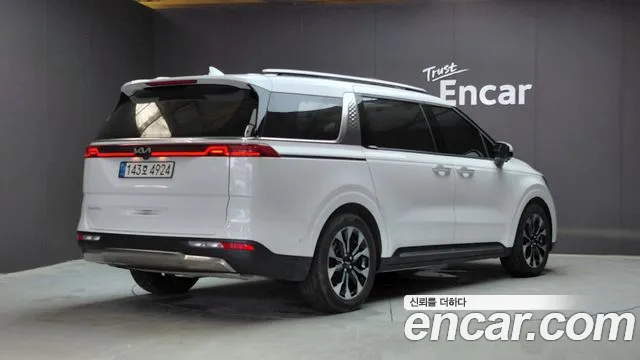 Kia Canival Carnival 4 поколение Бензин 9 мест Signature — Фото автомобиля 2