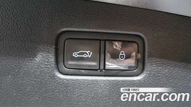 Genesis GV70 — Фото автомобиля 22
