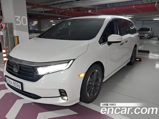 Honda Odyssey — Фото автомобиля 4