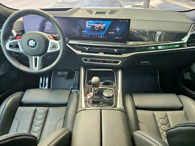 BMW X6 M — Фото автомобиля 7