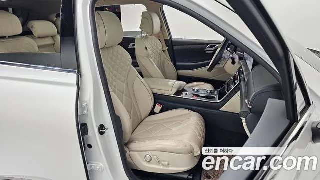 Genesis GV80 — Фото автомобиля 25