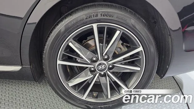 Hyundai Grandeur Grandeur (New) — Фото автомобиля 6