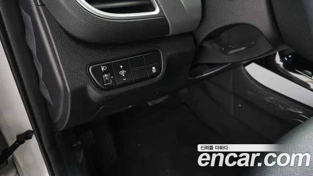 Kia Seltos New — Фото автомобиля 20