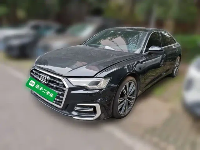 Фотография автомобиля — Audi A6L