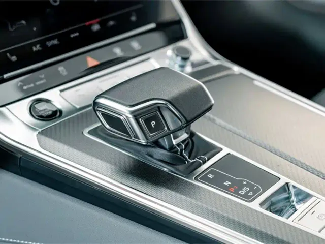 Audi A7L — Фото автомобиля 15