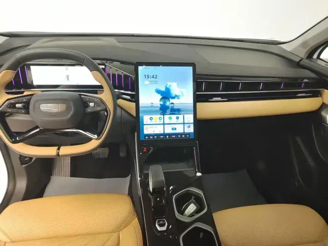 Geely Boyue L — Фото автомобиля 12