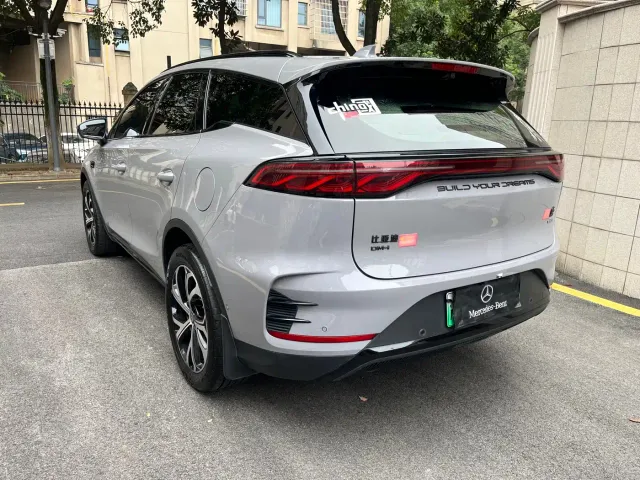 BYD Tang — Фото автомобиля 6