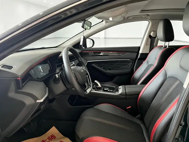 Dongfeng Yixuan MAX — Фото автомобиля 5