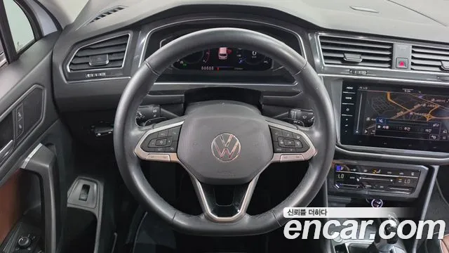 Volkswagen Tiguan — Фото автомобиля 21
